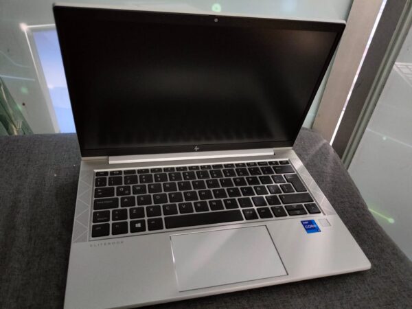 Hp elitebook 830-3